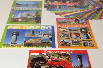 ...Ausgestaltung von jeder Menge Postkarten im Auftrag von Handelsagentur Späth in Berghaupten (Fotos wurden gestellt)