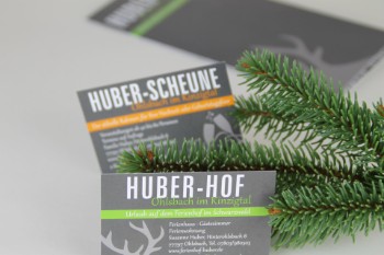 ...Erscheinungsbild "Huber-Hof" mit Visitenkartengestaltung, Flyer, Schild, Anzeigen für den "Ferienhof Huber" in Ohlsbach